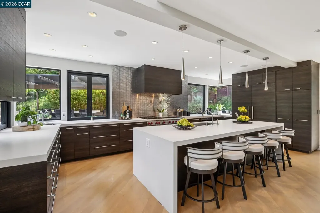 32 Los Dedos Road Orinda CA 94563
