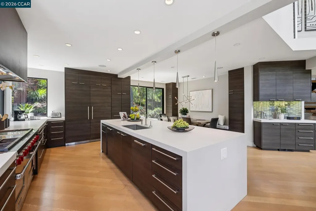 32 Los Dedos Road Orinda CA 94563