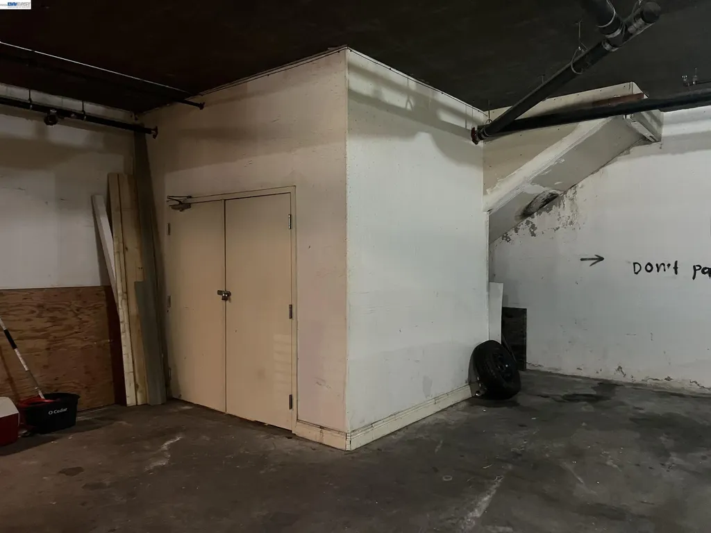 1515 14th Avenue #C1 Oakland CA 94606