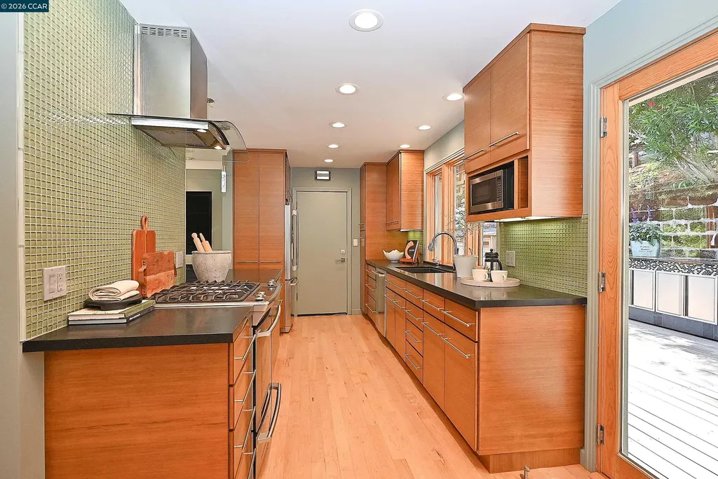 817 Mariposa Road Lafayette CA 94549