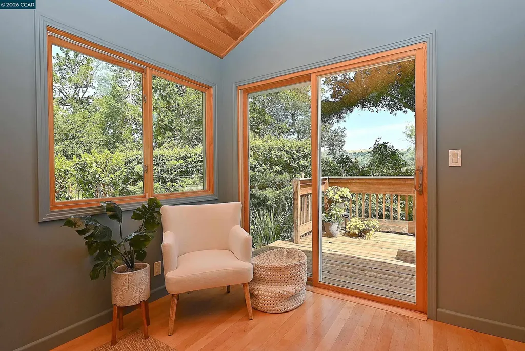 817 Mariposa Road Lafayette CA 94549