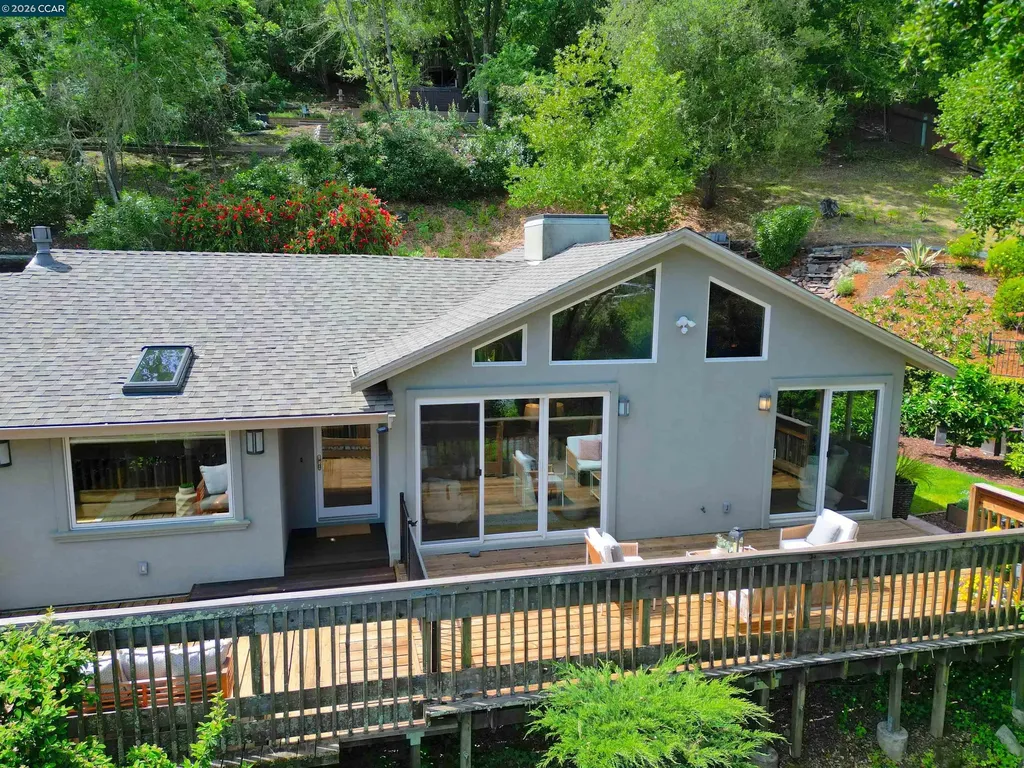 817 Mariposa Road Lafayette CA 94549