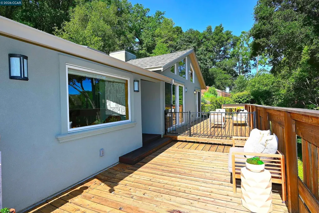 817 Mariposa Road Lafayette CA 94549