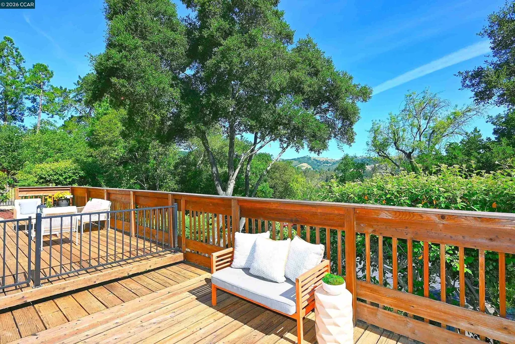 817 Mariposa Road Lafayette CA 94549