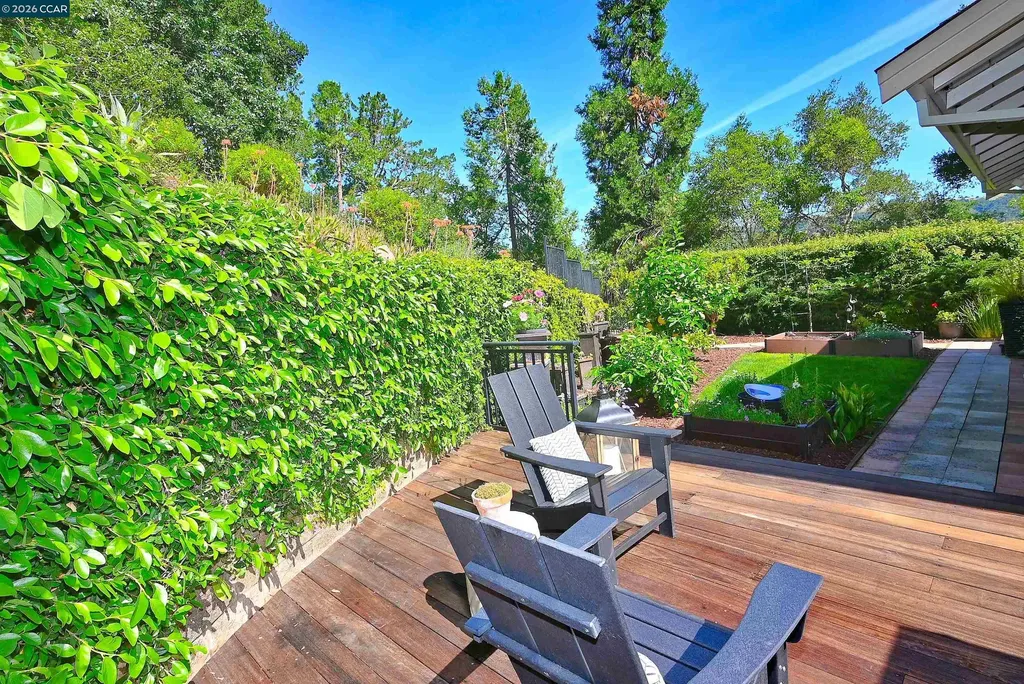 817 Mariposa Road Lafayette CA 94549
