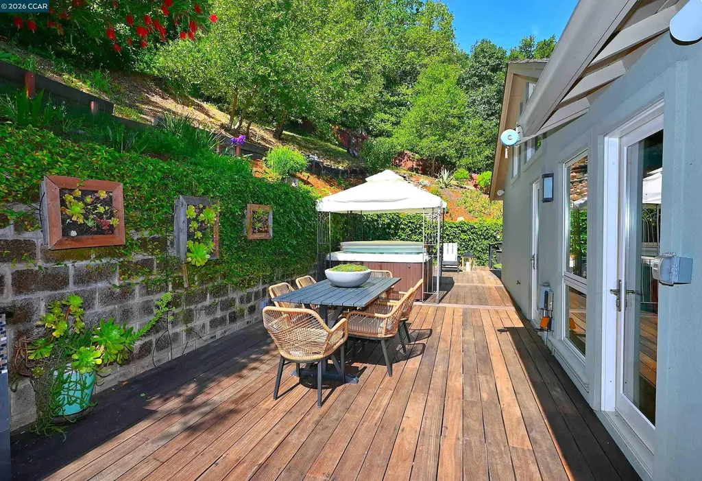 817 Mariposa Road Lafayette CA 94549