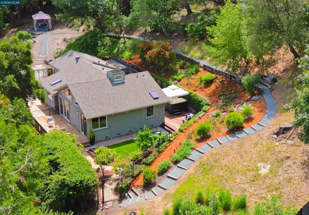 817 Mariposa Road Lafayette CA 94549