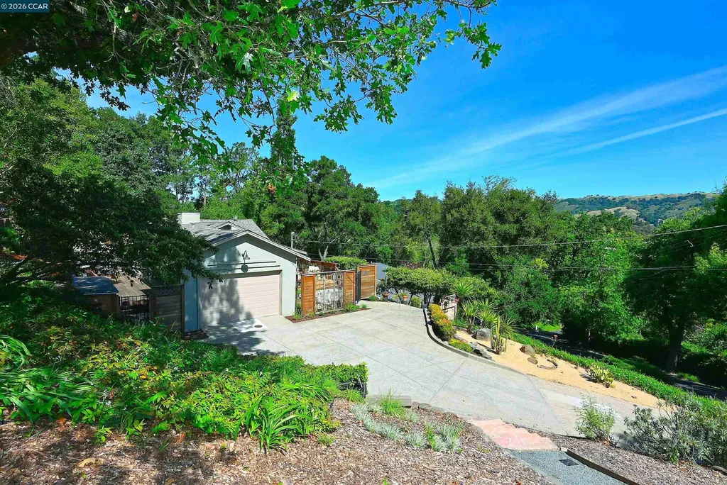 817 Mariposa Road Lafayette CA 94549