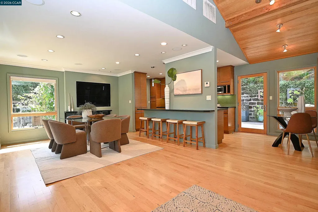 817 Mariposa Road Lafayette CA 94549