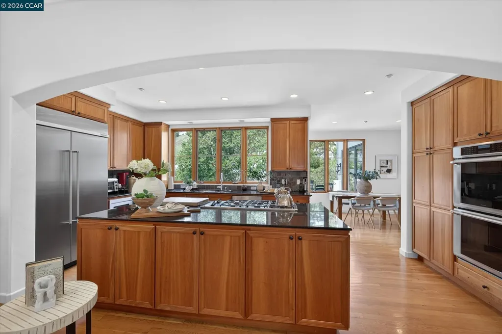 21 Live Oak Road Berkeley CA 94705