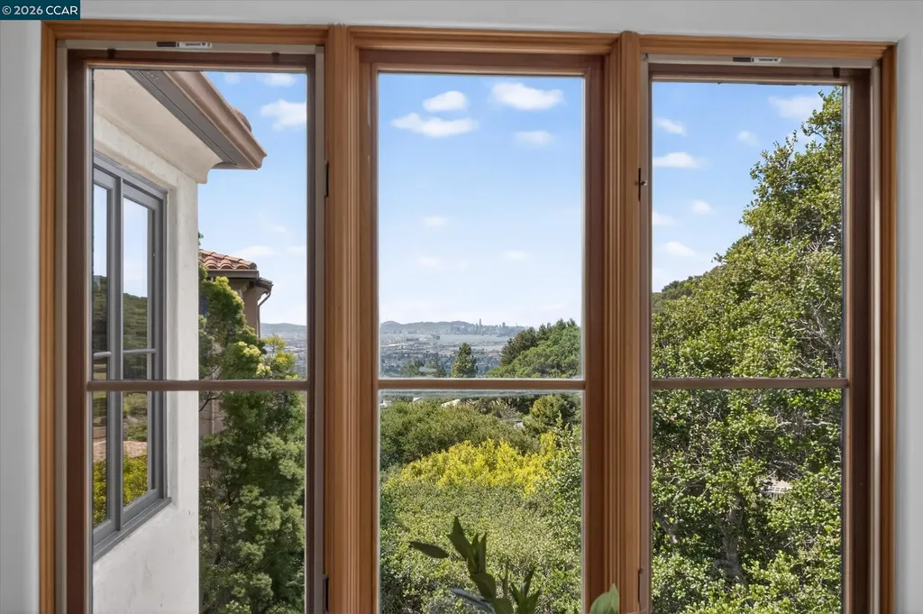 21 Live Oak Road Berkeley CA 94705
