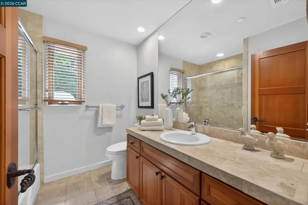 21 Live Oak Road Berkeley CA 94705