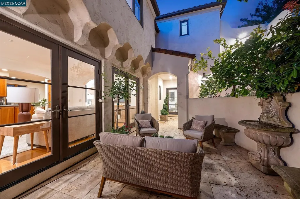21 Live Oak Road Berkeley CA 94705