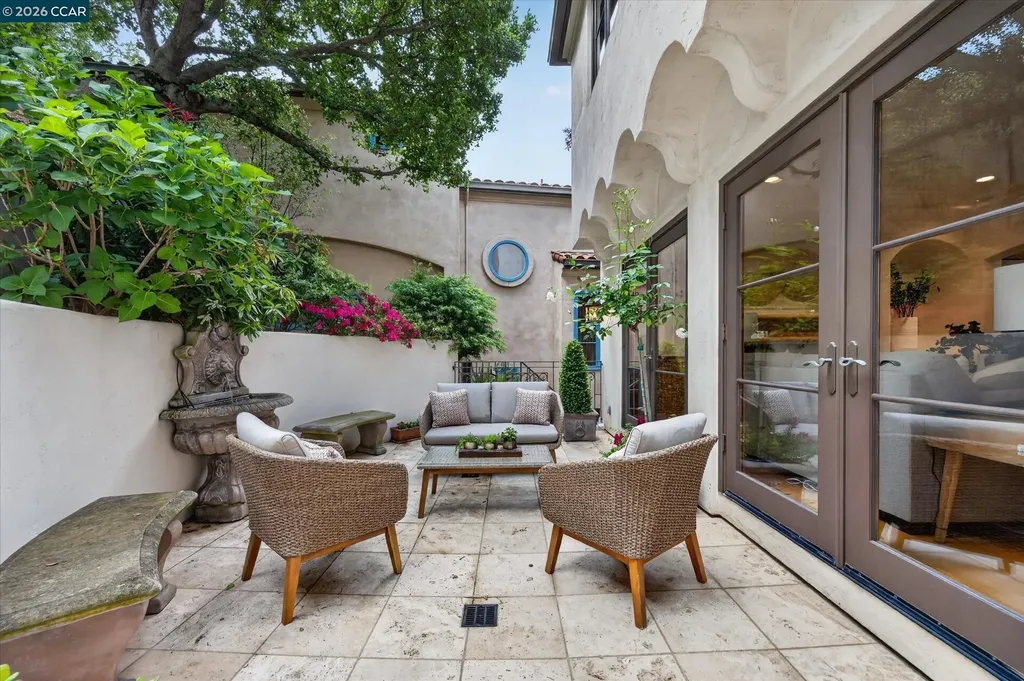21 Live Oak Road Berkeley CA 94705