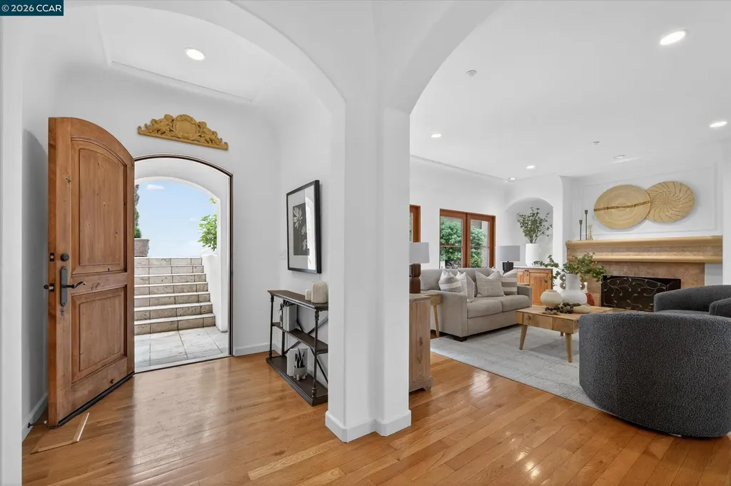 21 Live Oak Road Berkeley CA 94705