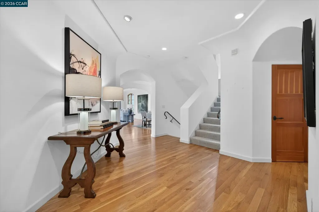 21 Live Oak Road Berkeley CA 94705