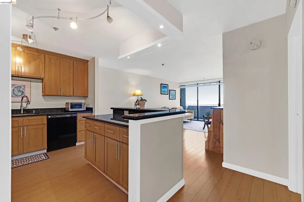 555 Pierce Street Albany CA 94706