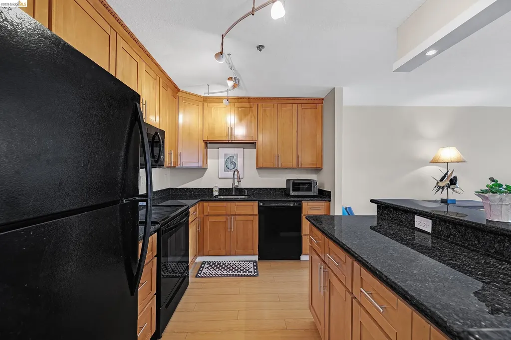 555 Pierce Street Albany CA 94706