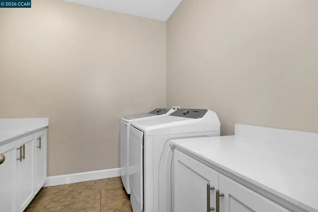 3133 Cortina Bay Point CA 94565