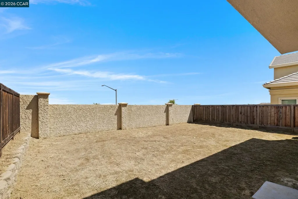 3133 Cortina Bay Point CA 94565