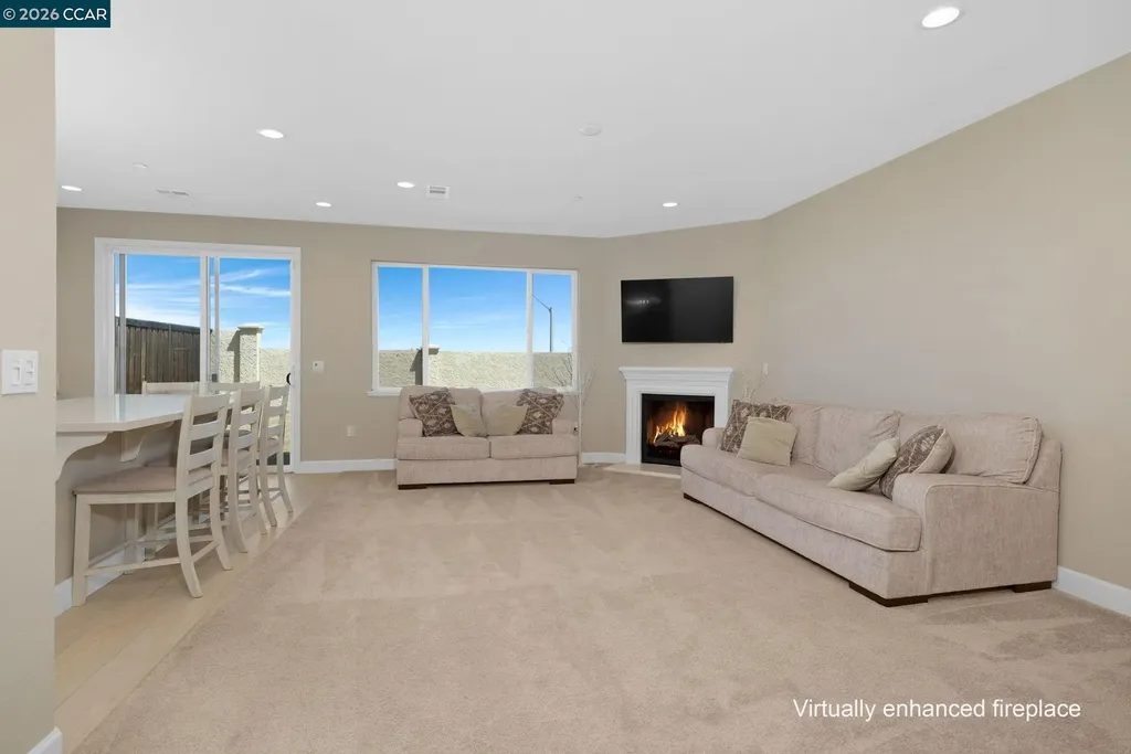 3133 Cortina Bay Point CA 94565