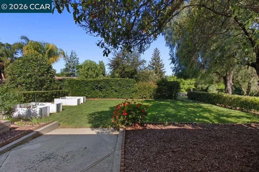 1025 Panadero Way Clayton CA 94517