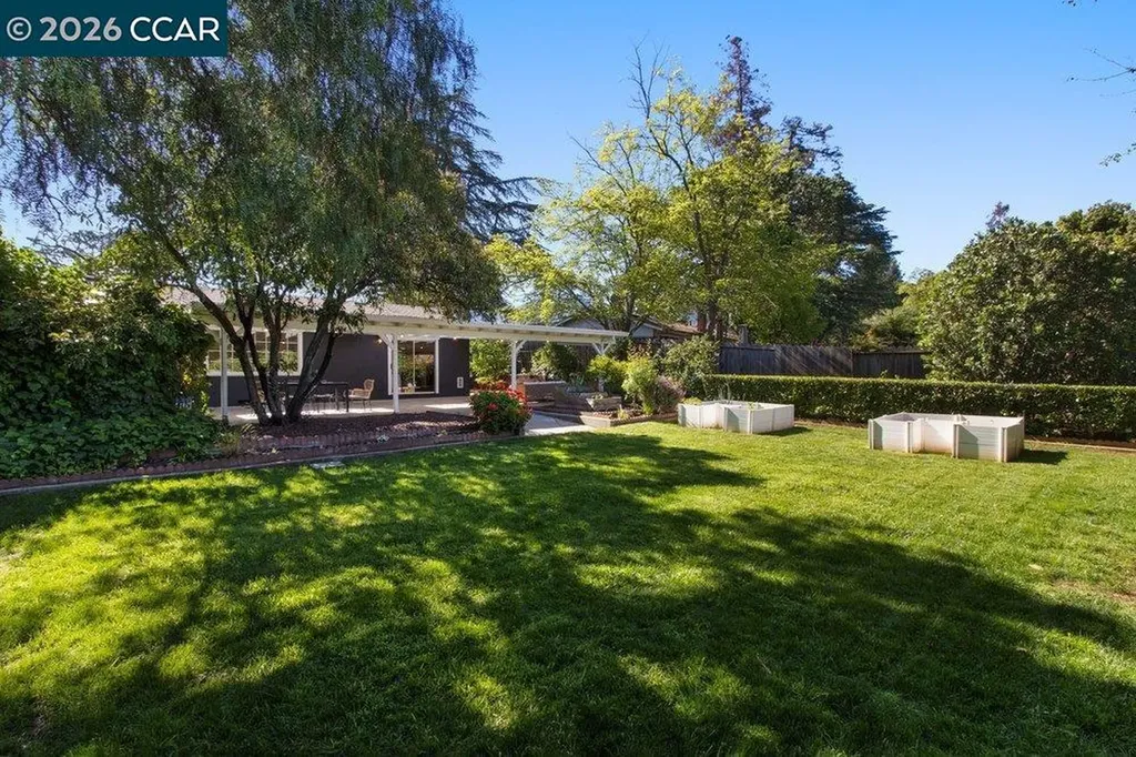 1025 Panadero Way Clayton CA 94517