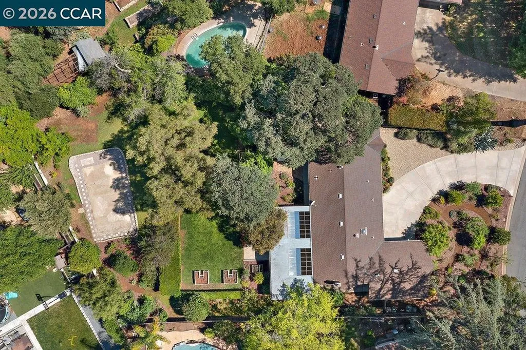 1025 Panadero Way Clayton CA 94517