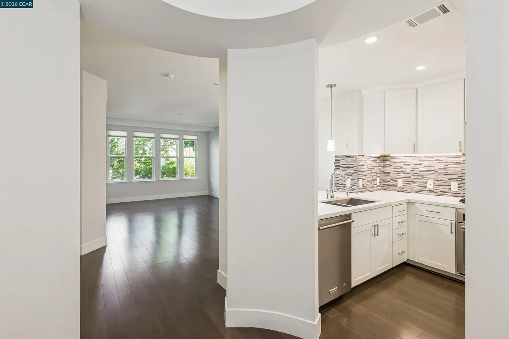 1000 Dewing Avenue Lafayette CA 94549