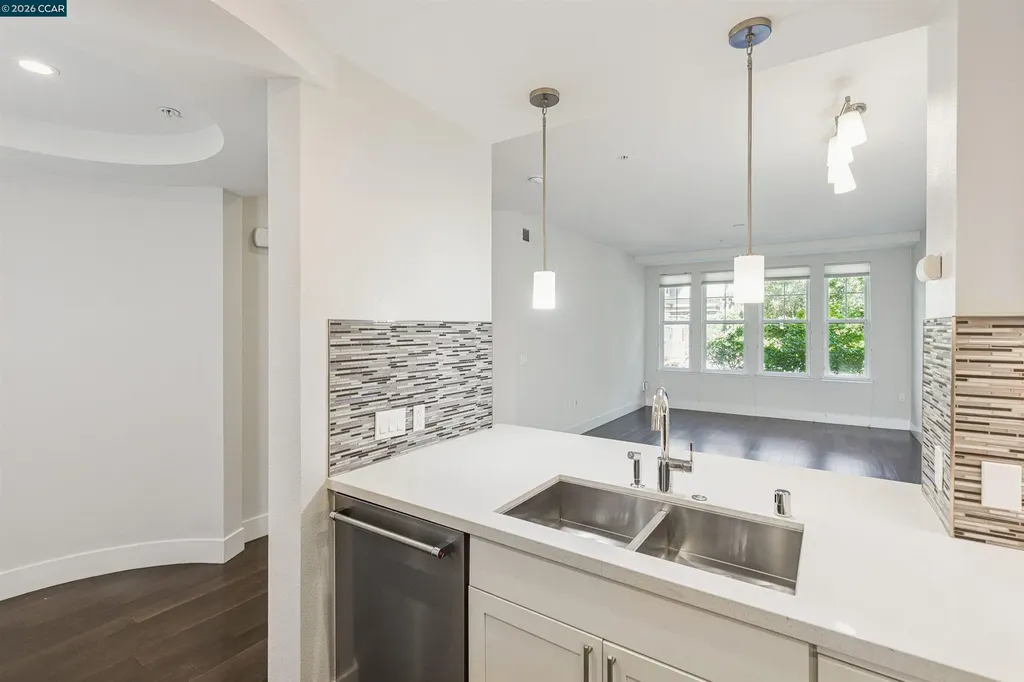 1000 Dewing Avenue Lafayette CA 94549