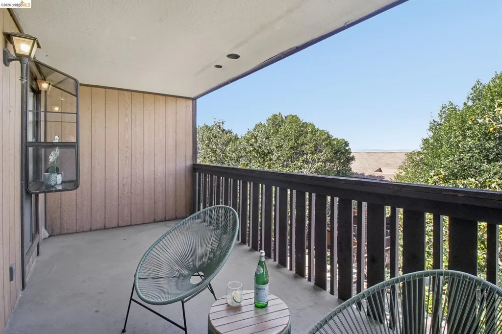 16363 Saratoga Street San Leandro CA 94578
