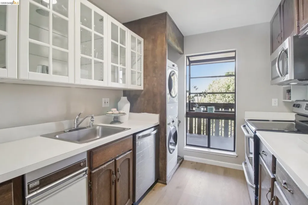 16363 Saratoga Street San Leandro CA 94578
