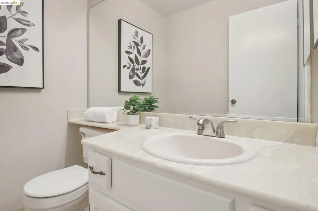 16363 Saratoga Street San Leandro CA 94578