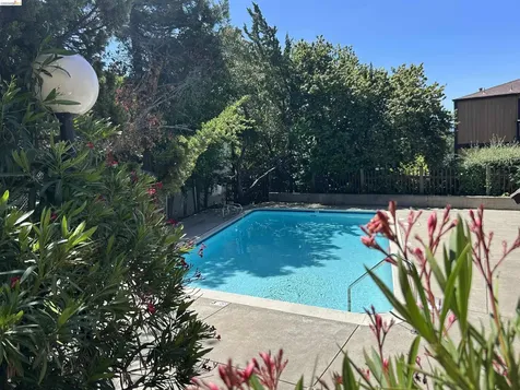 16363 Saratoga Street San Leandro CA 94578