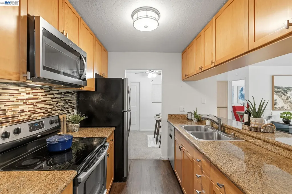 1087 Murrieta Boulevard Livermore CA 94550