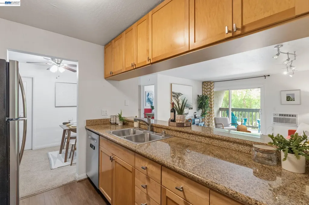 1087 Murrieta Boulevard Livermore CA 94550