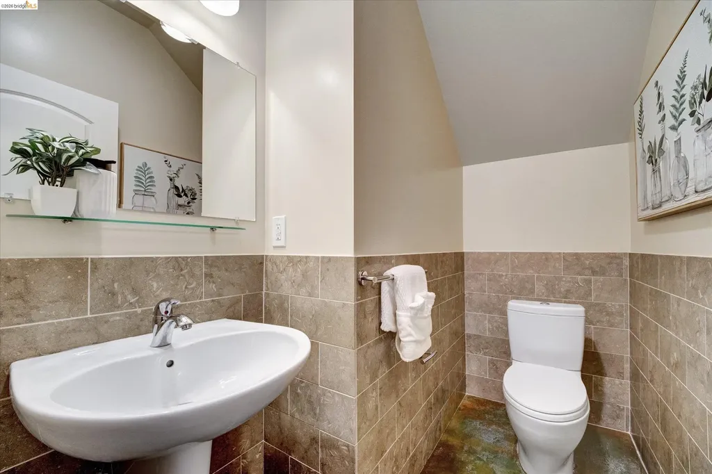 3038 18th Street Oakland CA 94601