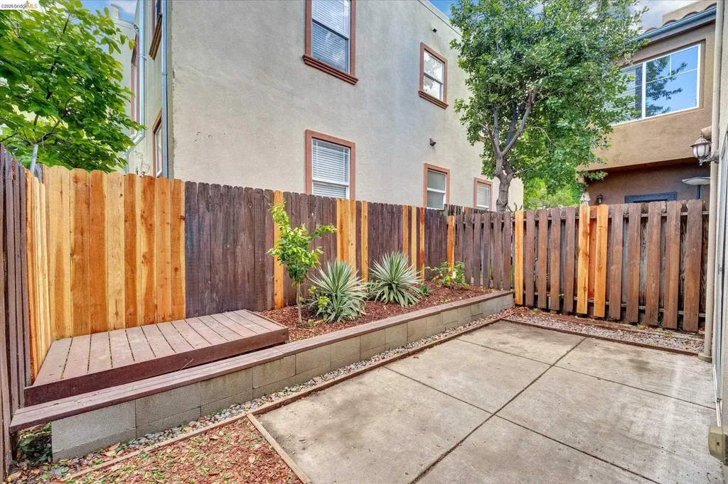 3038 18th Street Oakland CA 94601