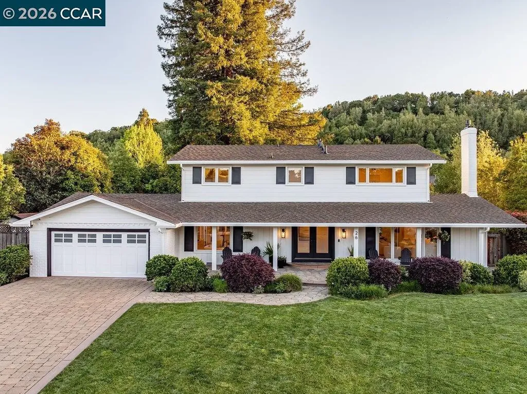 26 Juniper Way Moraga CA 94556