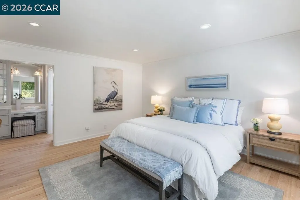 26 Juniper Way Moraga CA 94556