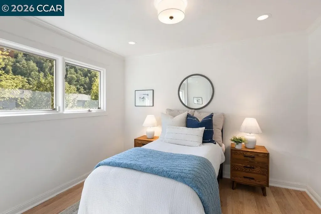 26 Juniper Way Moraga CA 94556