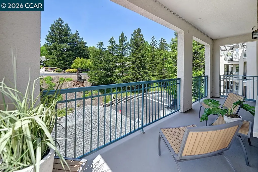 1840 Tice Creek Walnut Creek CA 94595