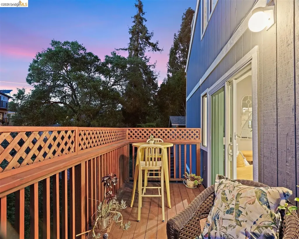 3687 Maple Avenue Oakland CA 94602