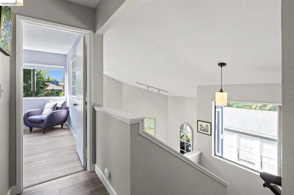 3687 Maple Avenue Oakland CA 94602