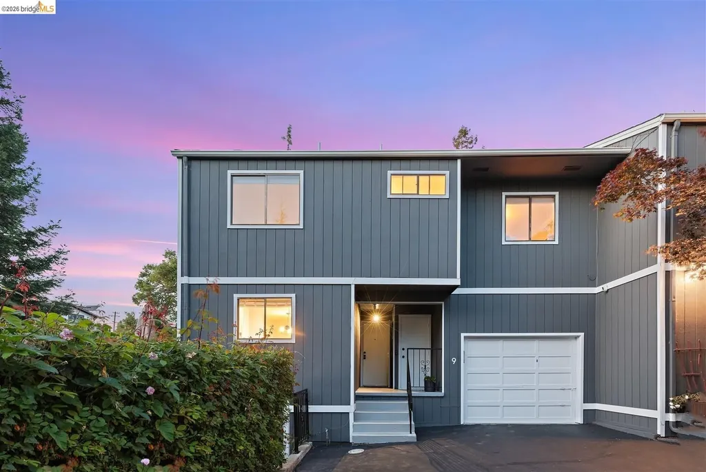 3687 Maple Avenue Oakland CA 94602