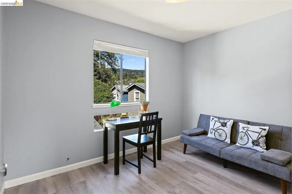 3687 Maple Avenue Oakland CA 94602