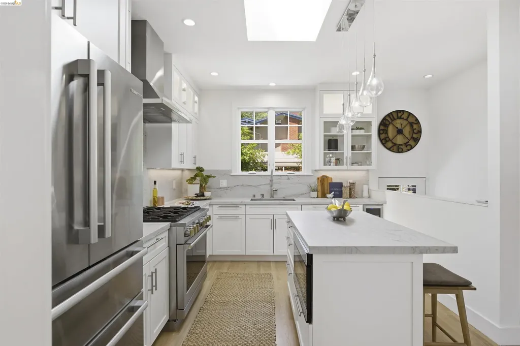 1541 Grand Avenue Piedmont CA 94611