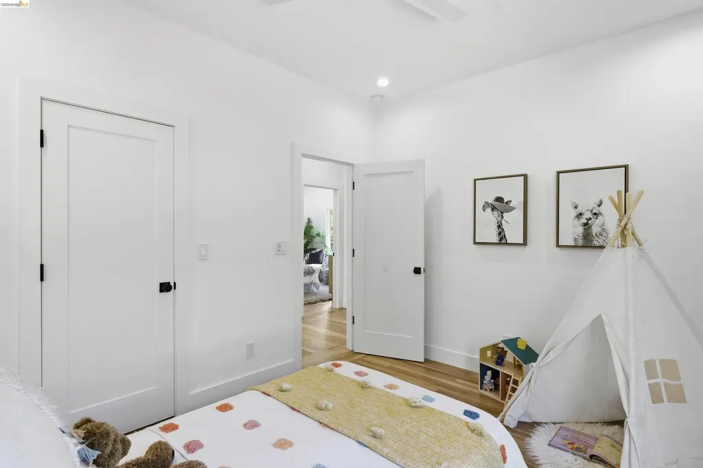 1541 Grand Avenue Piedmont CA 94611