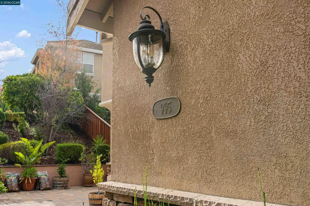 995 Rosehedge Court Concord CA 94521