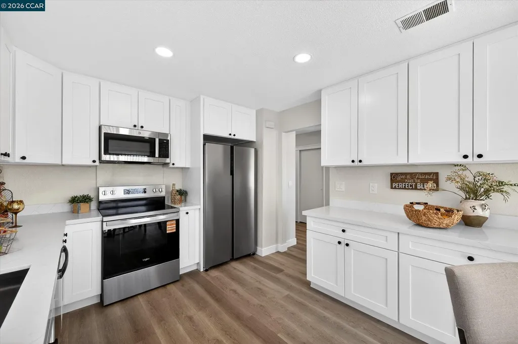 20 Fairway Court Pittsburg CA 94565